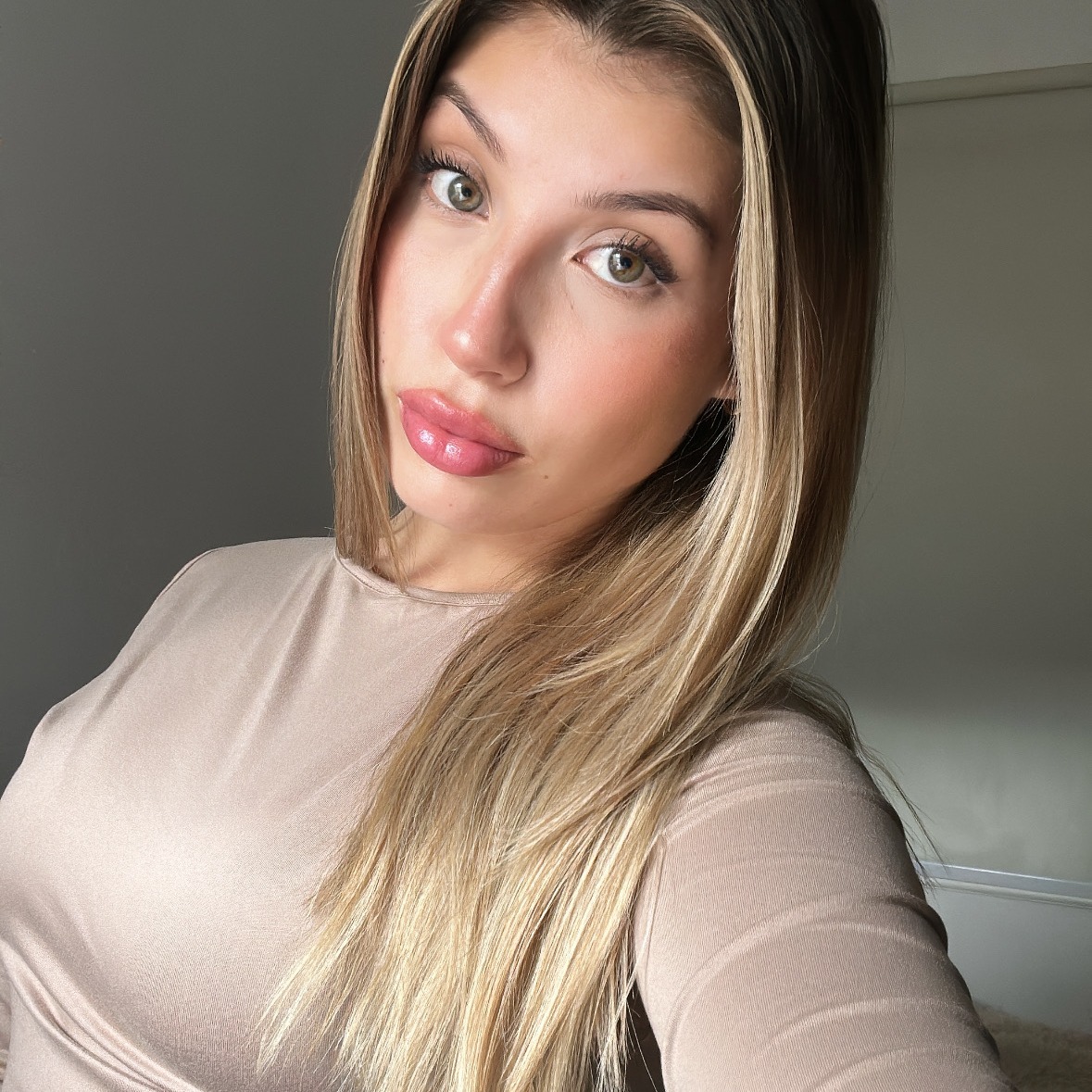 let's chat 😘